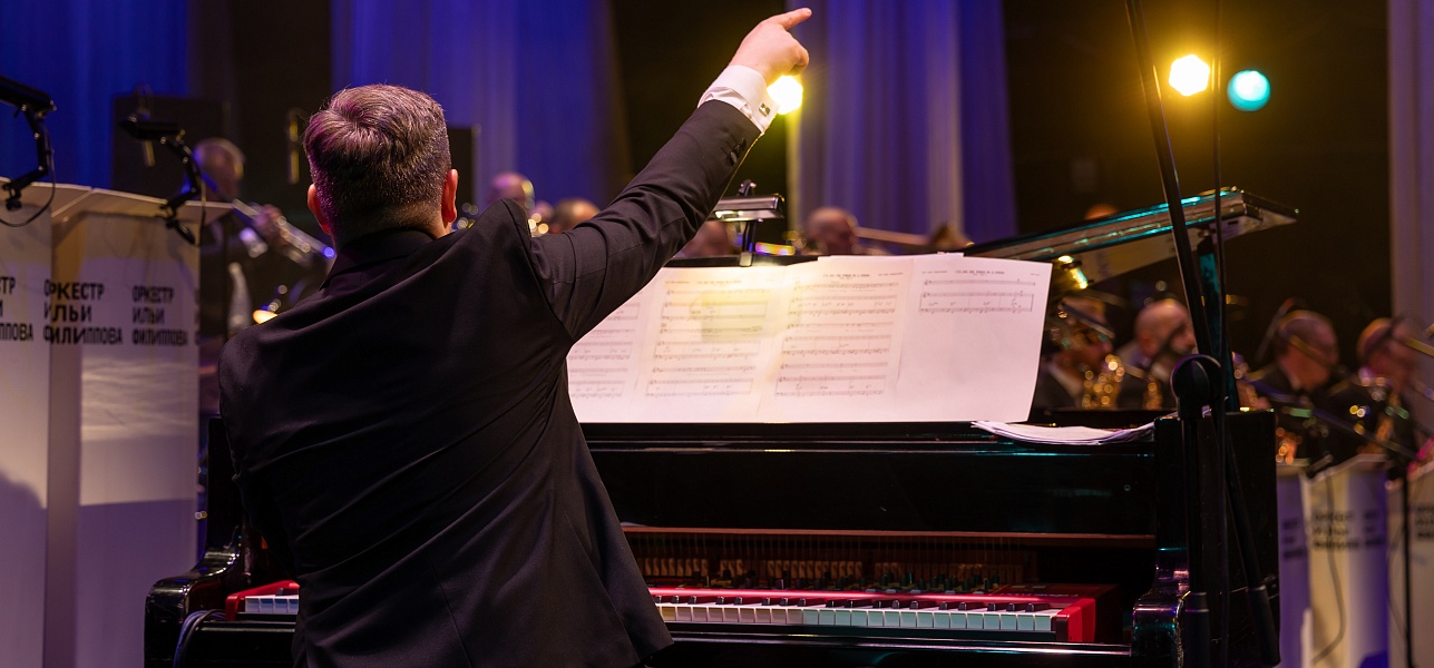 Ходит песенка по кругу