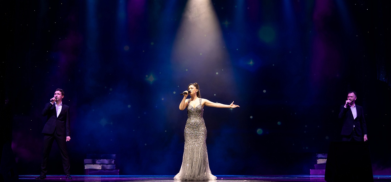 Жаждем шоу!