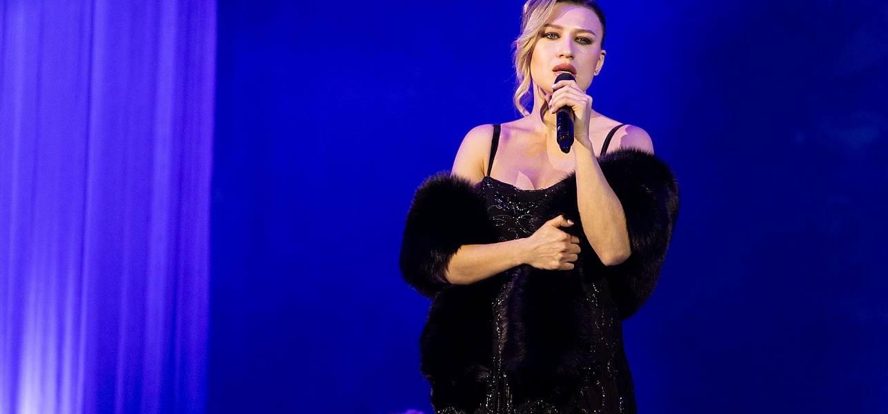 Три залпа в честь весны