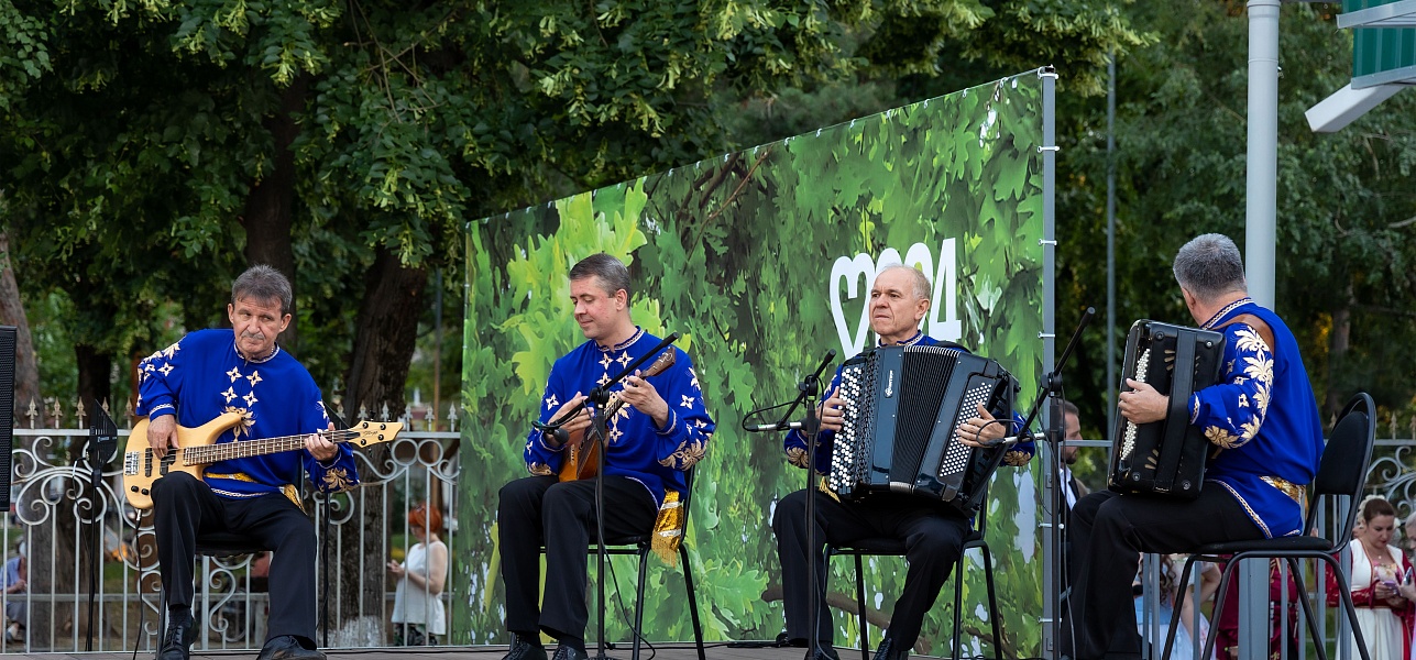 Пушкин, песни, балалайка