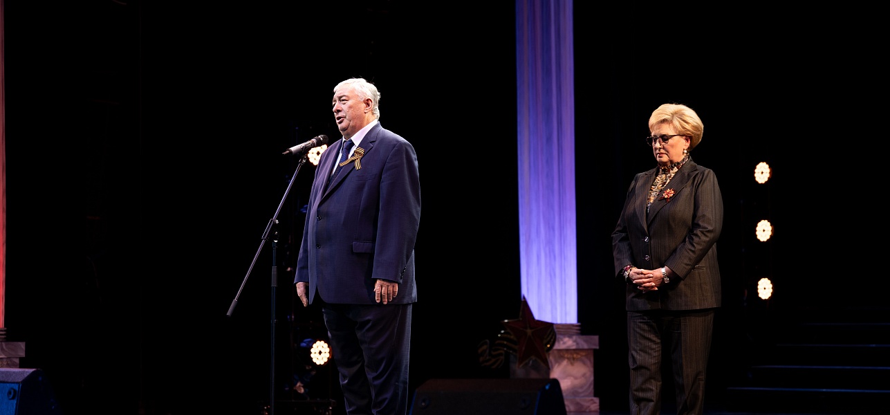 Святое дело Родине служить!