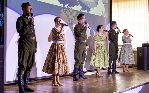 "Во славу русского солдата". Музыкально-театрализованное представление. Место проведения: МАОУ СОШ № 106 филиал, ул. Им Ивана Беличенко, 91                                                      