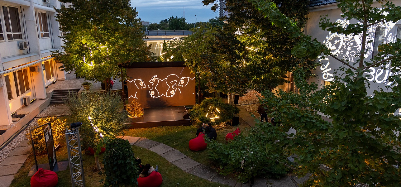 Гуляем, смотрим… И восхищаемся!