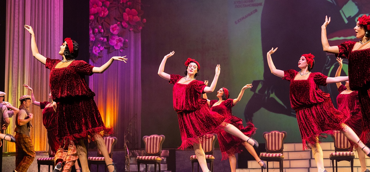 Три залпа в честь весны