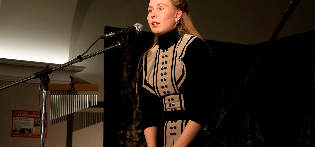 И без солнца ярко