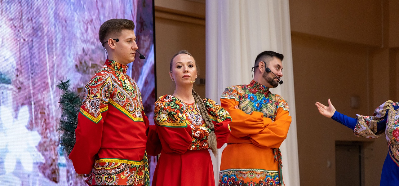 Как на праздник муженёк жене чудо приволок