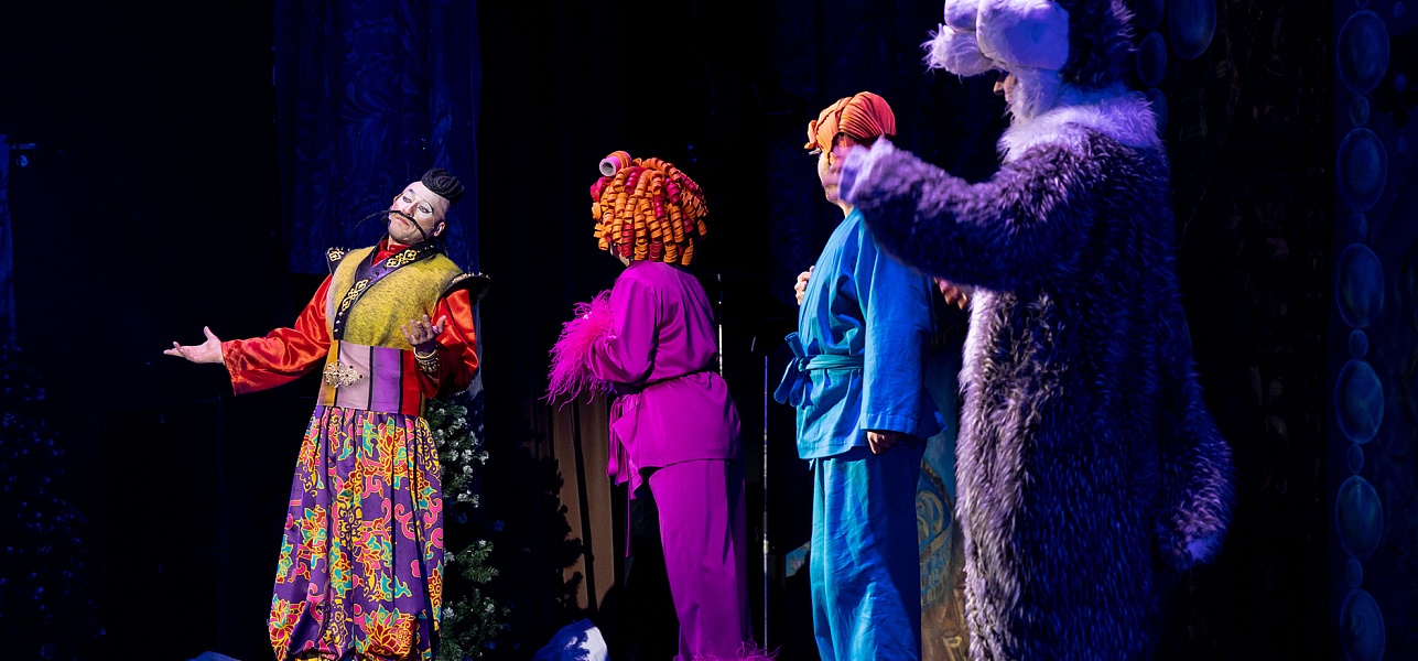 Как Иван да Алёнка за сказкой ходили