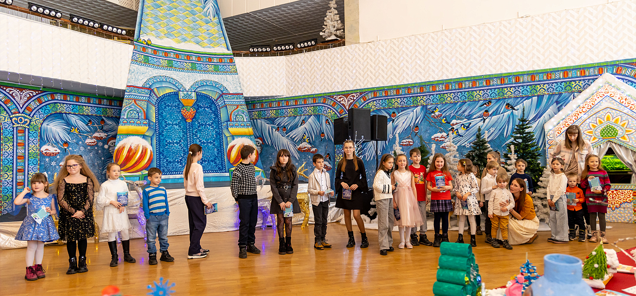 И много-много радости детишкам принесла!