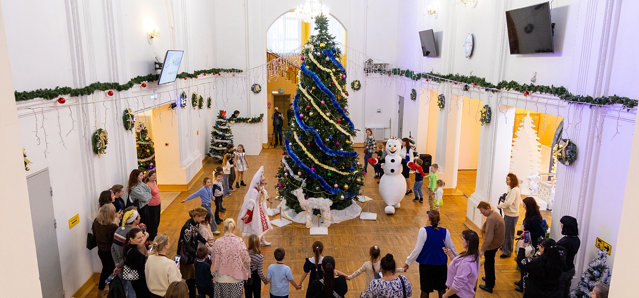 Старая, старая сказка