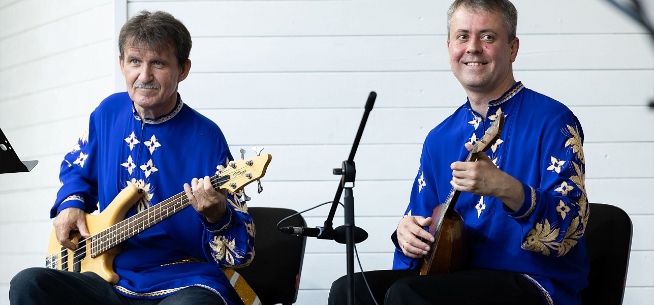 Три струны и луч заката