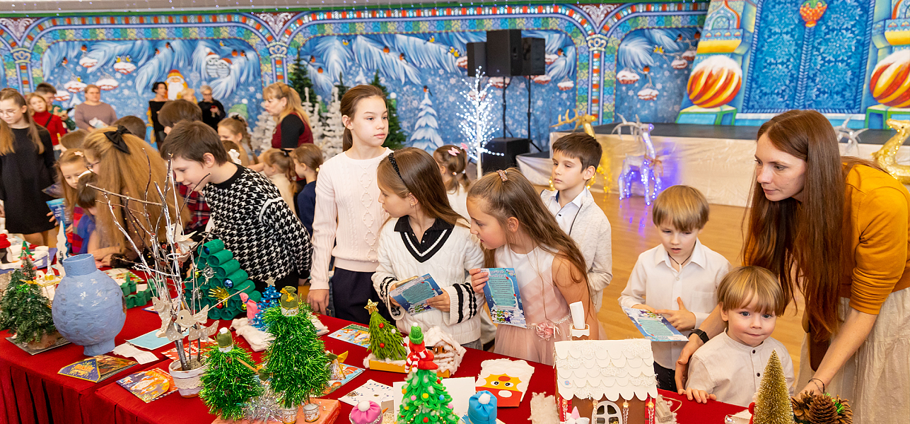 И много-много радости детишкам принесла!