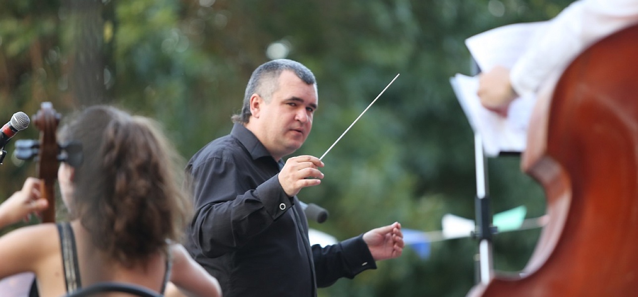 Оркестры «Премьеры» завершают сезон променад-концертов