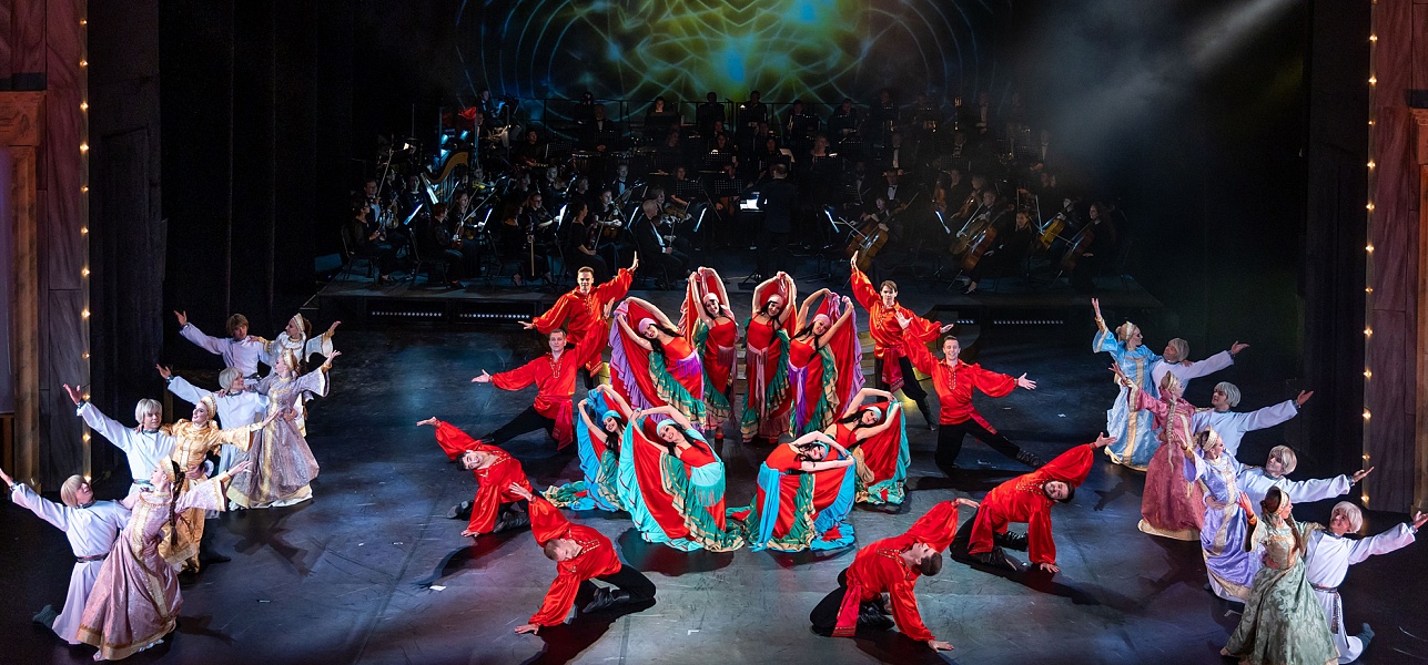 Трудная дорога шоу