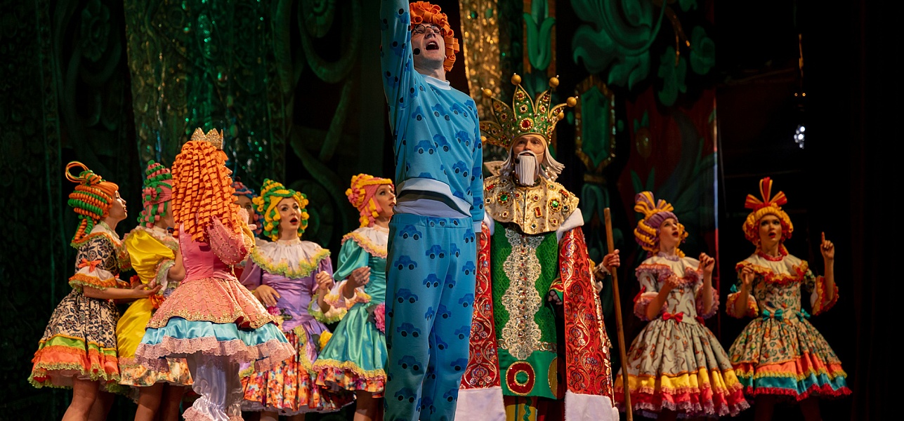 Как Иван да Алёнка за сказкой ходили