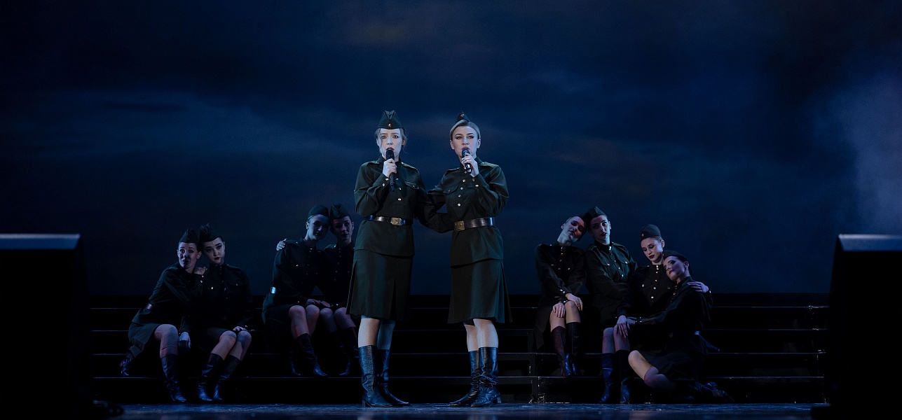 Святое дело Родине служить!