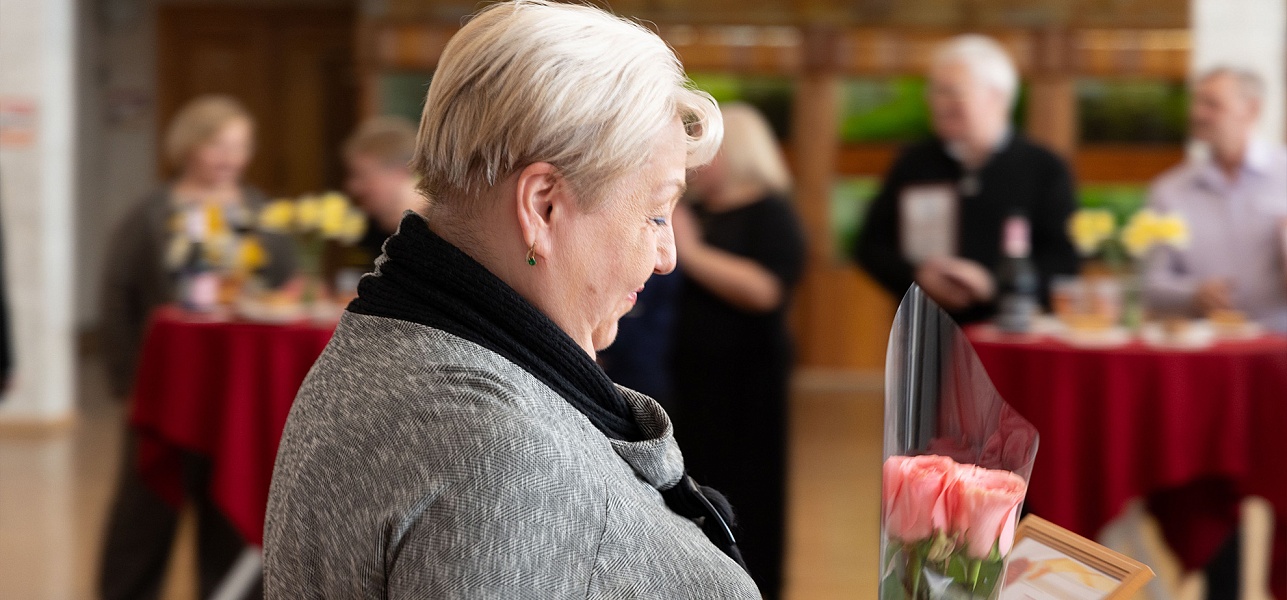 На их улице праздник!