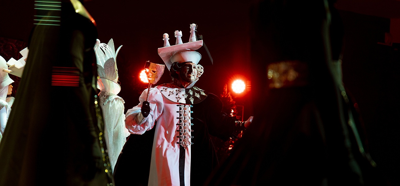 Как Иван да Алёнка за сказкой ходили