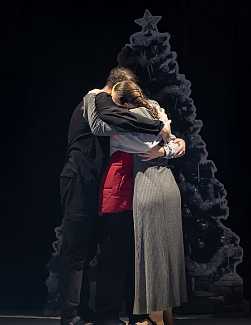 ЛЁД РАСТАЕТ