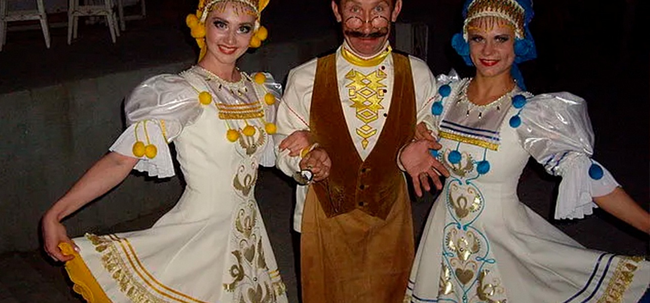 Трудная дорога шоу