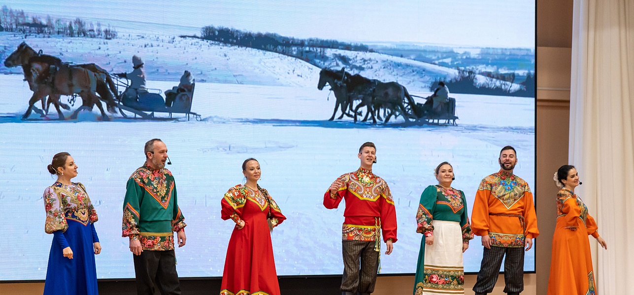 Как на праздник муженёк жене чудо приволок