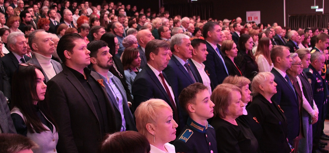 Любимый город. Великая Победа. Могучая держава