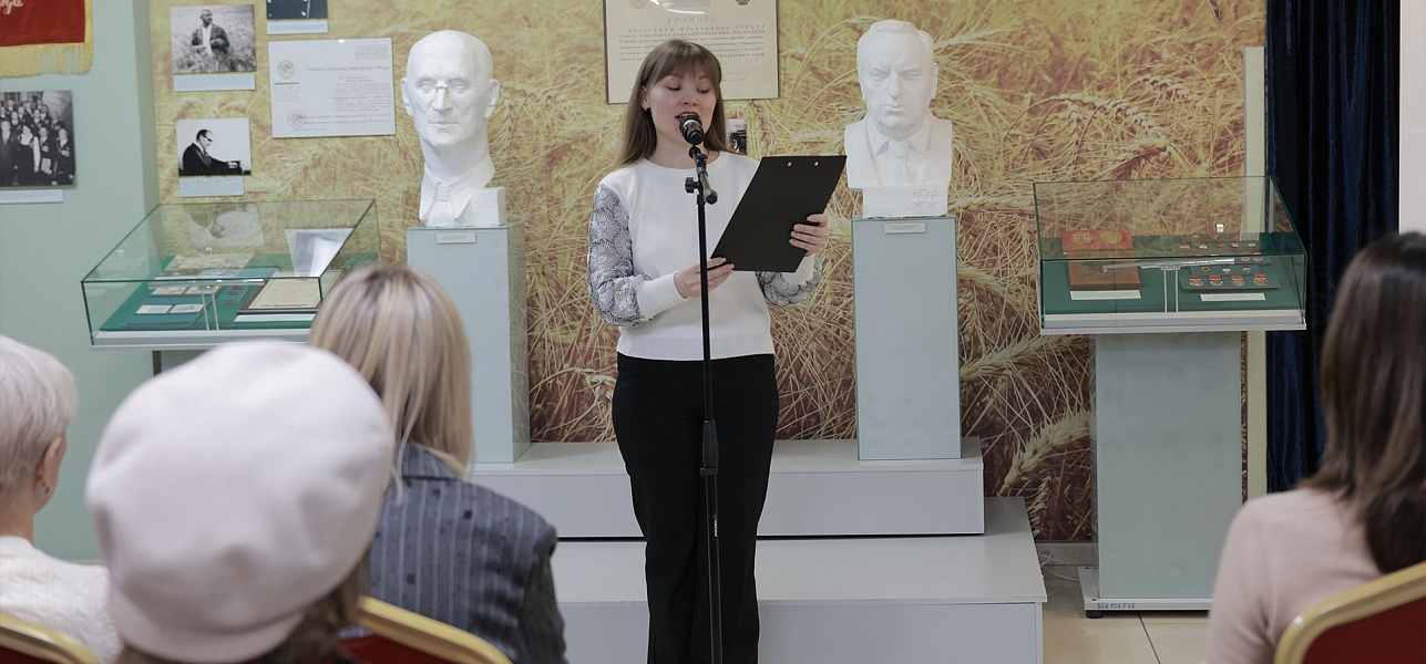 Жизнь в нотах и документах