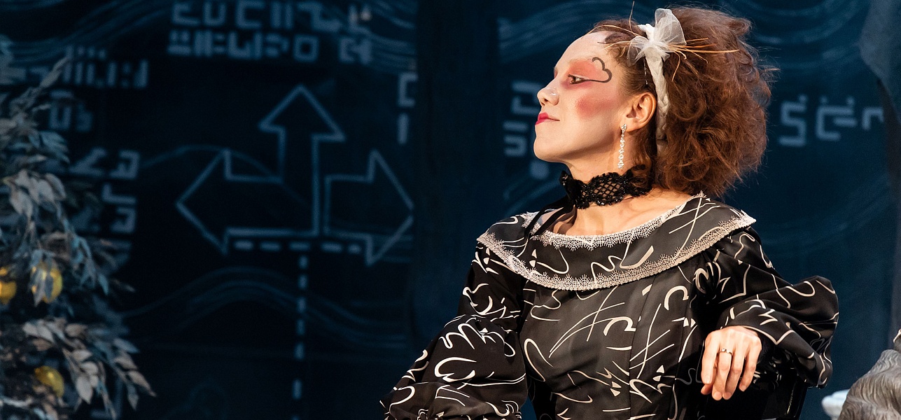 Который тут идиот? В очередь!