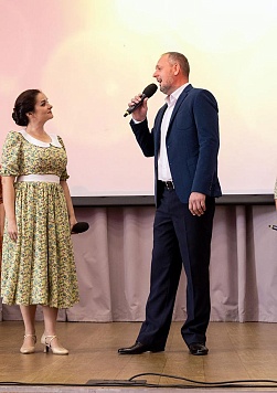 "Хлебная карточка". Место проведения: МАОУ СОШ №32, МАОУ СОШ №8, ул. Ким, 17