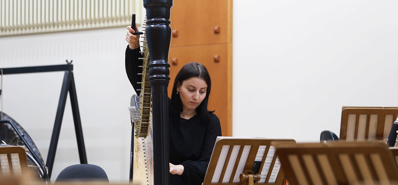 Играем на струнах