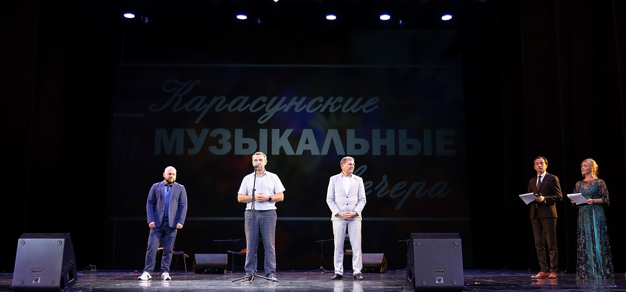 Нам песня строить и жить помогает!