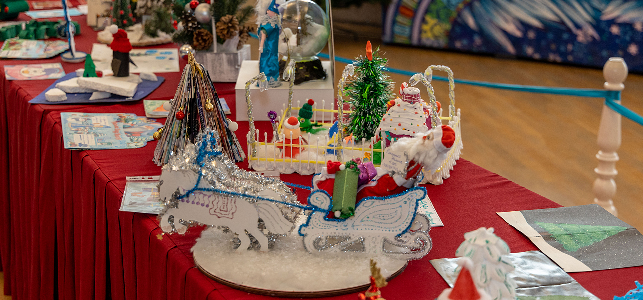 И много-много радости детишкам принесла!